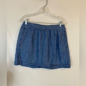 Old Navy Blue Denim Mini Skirt size medium side pockets